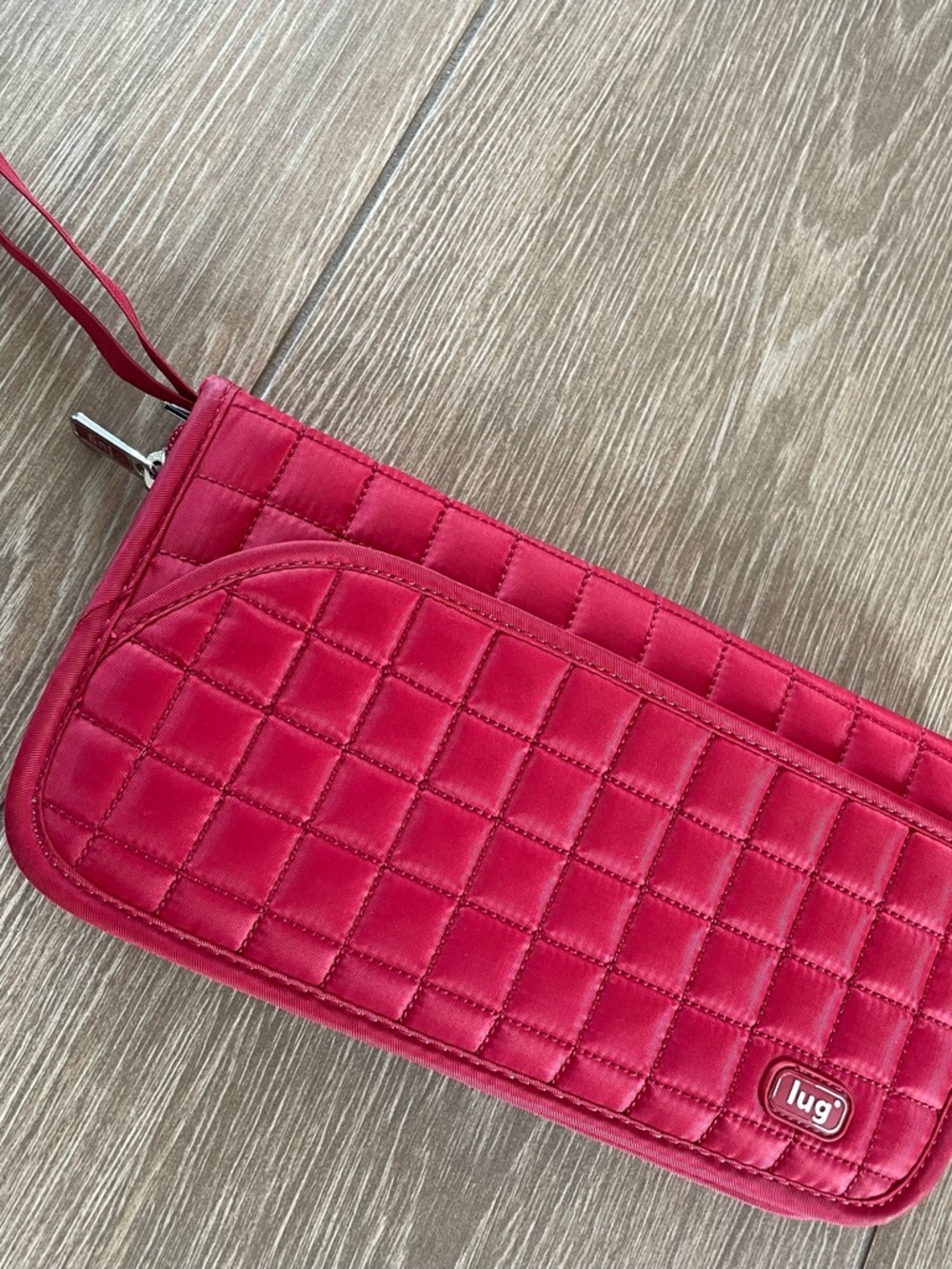 LUG Quilted Wrist Wallet - Red